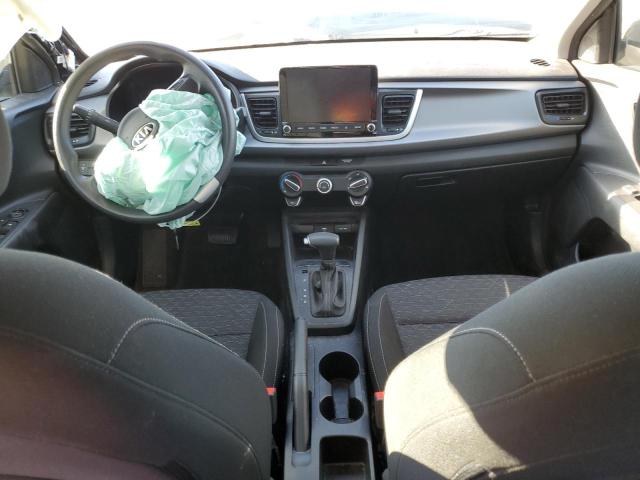 3KPA24AD5ME412516 - 2021 KIA RIO LX BLACK photo 8