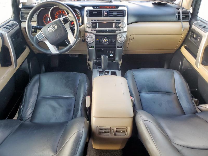 JTEZU5JR9A5002271 - 2010 TOYOTA 4RUNNER SR5 BLACK photo 8