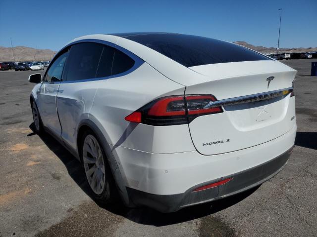 5YJXCBE48GF000949 - 2016 TESLA MODEL X 白色 照片 2