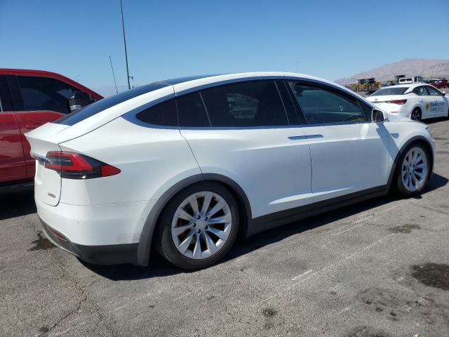 5YJXCBE48GF000949 - 2016 TESLA MODEL X 白色 照片 3