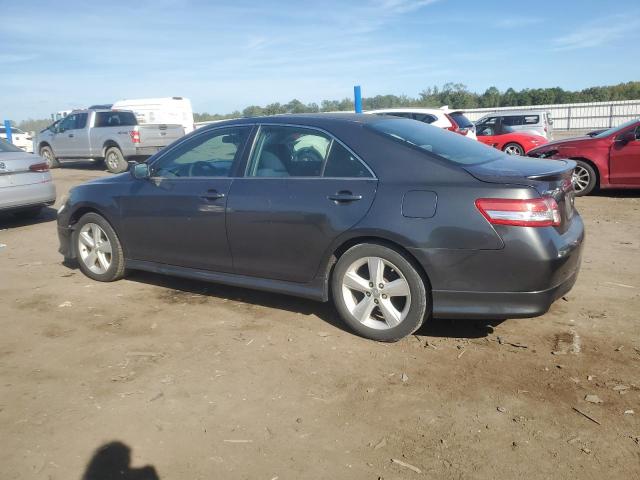 4T1BF3EK3BU155023 - 2011 TOYOTA CAMRY BASE Grafitowy zdjęcie 2
