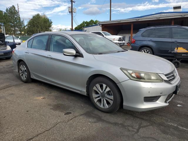 1HGCR2E35DA079507 - 2013 HONDA ACCORD LX Արծաթագույն լուսանկար 4