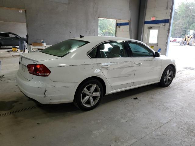 1VWAT7A32EC035199 - 2014 VOLKSWAGEN PASSAT S WHITE photo 3