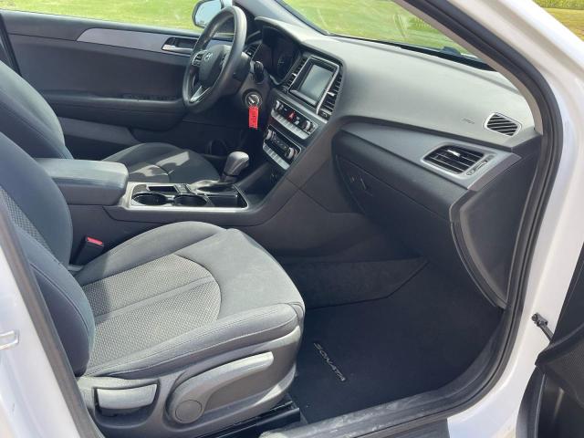 5NPE24AF3JH685402 - 2018 HYUNDAI SONATA SE WHITE photo 5