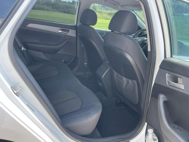 5NPE24AF3JH685402 - 2018 HYUNDAI SONATA SE WHITE photo 6