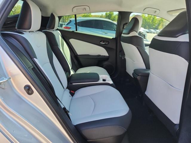 JTDKARFP5K3112891 - 2019 TOYOTA PRIUS PRIM SILVER photo 10