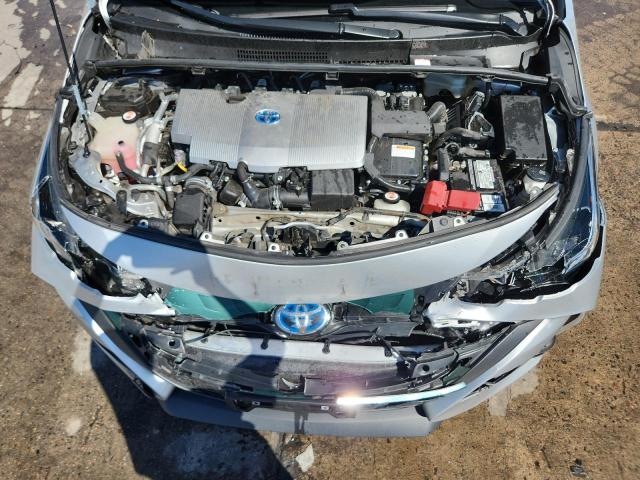 JTDKARFP5K3112891 - 2019 TOYOTA PRIUS PRIM SILVER photo 11