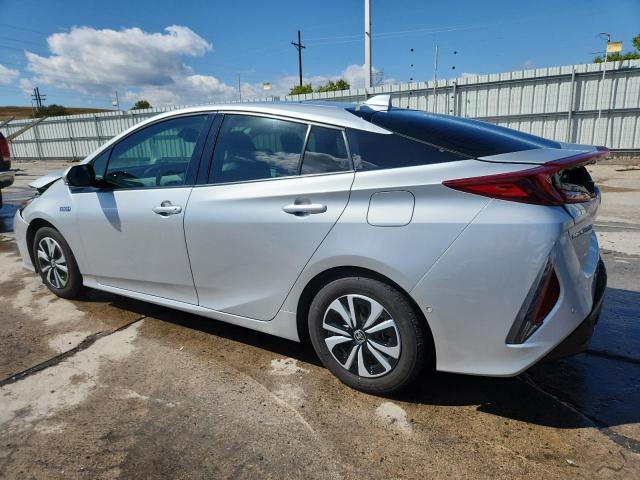 JTDKARFP5K3112891 - 2019 TOYOTA PRIUS PRIM SILVER photo 2