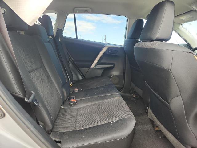 2T3BFREV9GW445116 - 2016 TOYOTA RAV4 LE SILVER photo 11