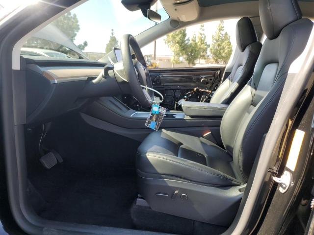 7SAYGDEE4PF907889 - 2023 TESLA MODEL Y Schwarz Foto 7
