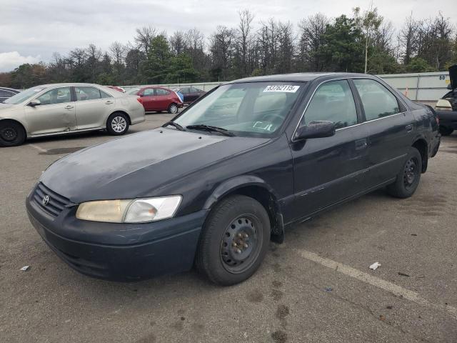 1999 TOYOTA CAMRY CE, 