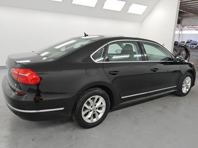 1VWAT7A3XGC046017 - 2016 VOLKSWAGEN PASSAT S BLACK photo 3