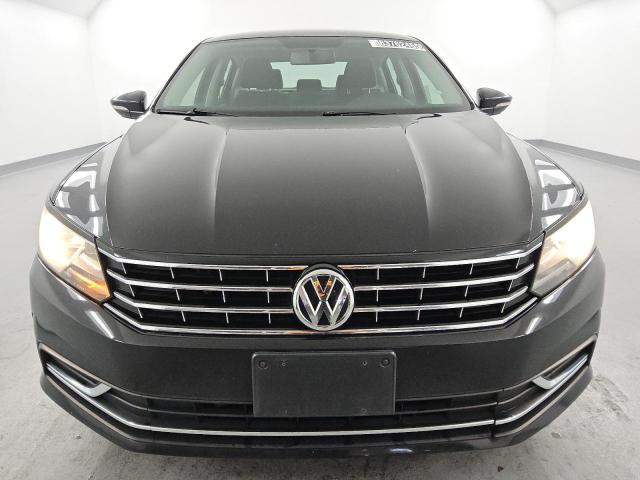 1VWAT7A3XGC046017 - 2016 VOLKSWAGEN PASSAT S BLACK photo 5