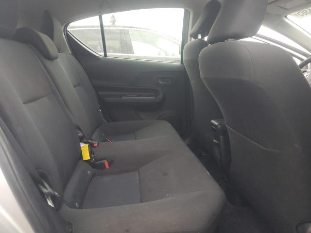 JTDKDTB36J1602922 - 2018 TOYOTA PRIUS C Күміс фото 10