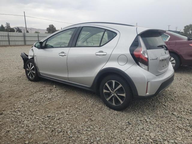 JTDKDTB36J1602922 - 2018 TOYOTA PRIUS C Күміс фото 2