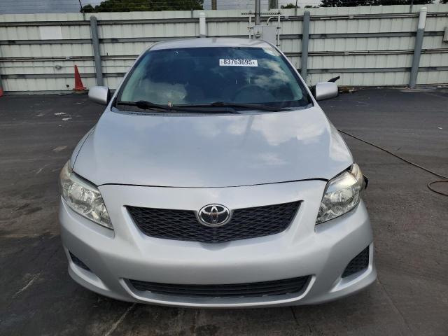 2T1BU4EE4AC277024 - 2010 TOYOTA COROLLA BASE ნაცრისფერი ფოტო 5
