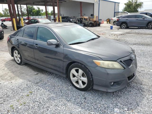 4T1BF3EKXBU122424 - 2011 TOYOTA CAMRY BASE GRAY photo 4