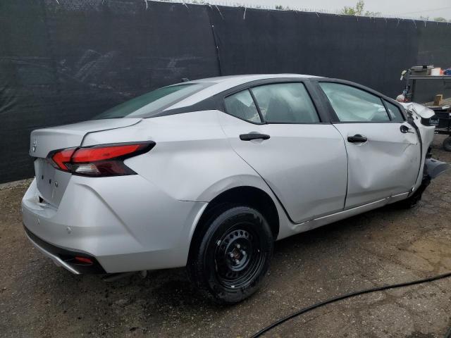 3N1CN8DV6RL919944 - 2024 NISSAN VERSA S 银色 照片 3