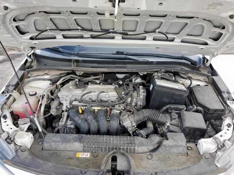 5YFEPMAE8MP149805 - 2021 TOYOTA COROLLA LE WHITE photo 11