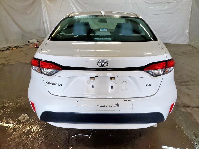 5YFEPMAE8MP149805 - 2021 TOYOTA COROLLA LE WHITE photo 6