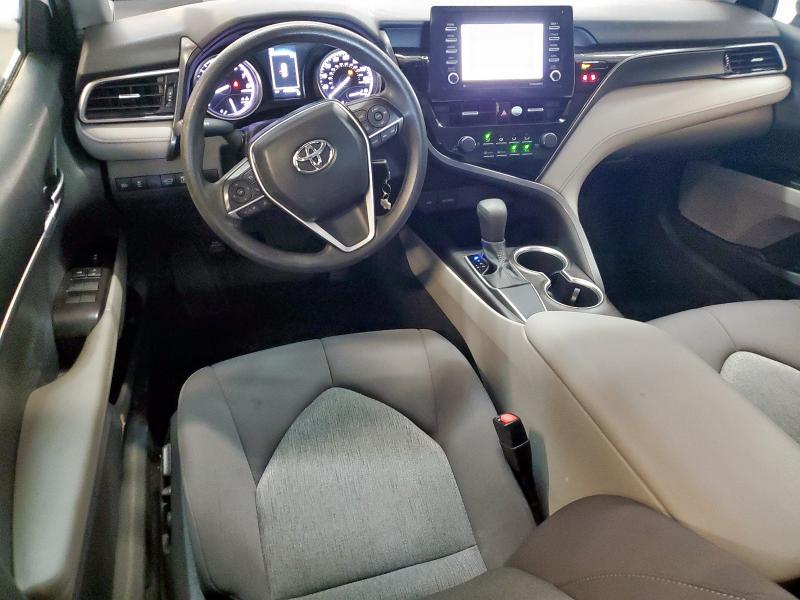 4T1C11AKXMU592016 - 2021 TOYOTA CAMRY LE 白色 照片 8