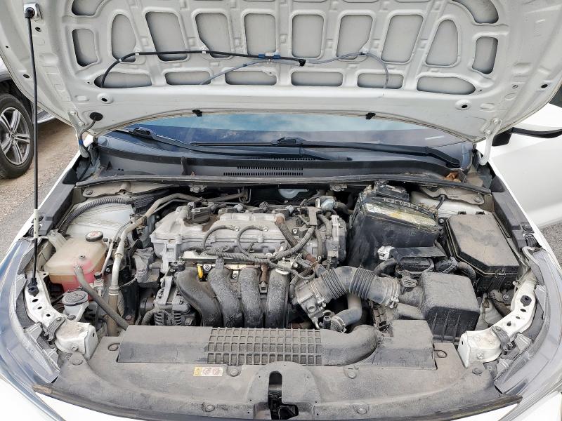 JTDEPRAE4LJ107342 - 2020 TOYOTA COROLLA LE თეთრი ფოტო 11