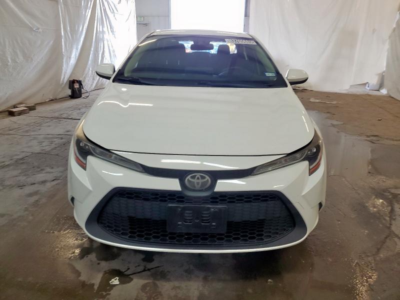 JTDEPRAE4LJ107342 - 2020 TOYOTA COROLLA LE თეთრი ფოტო 5