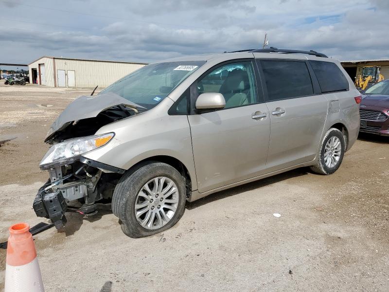 2015 TOYOTA SIENNA XLE, 