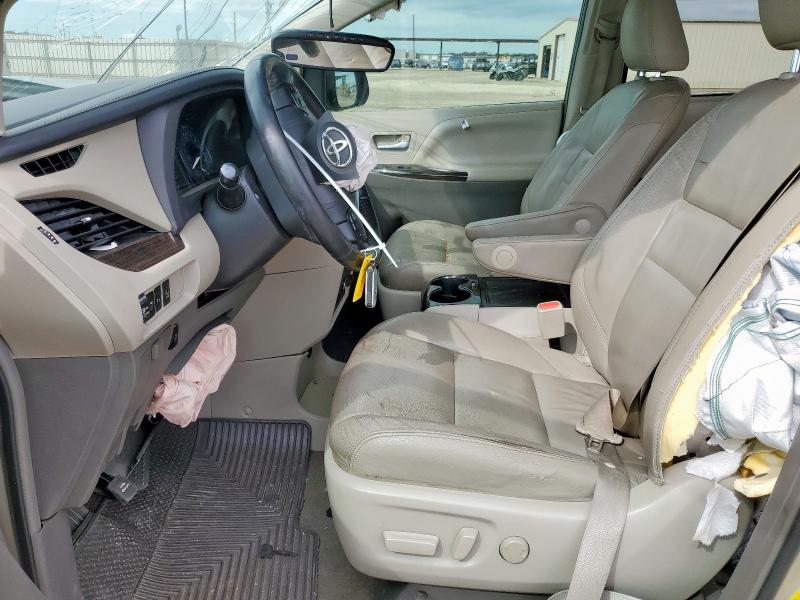 5TDYK3DC7FS643776 - 2015 TOYOTA SIENNA XLE 金色 照片 7