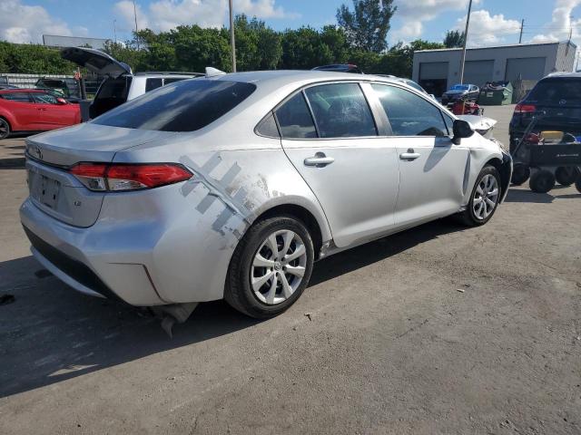 5YFEPRAE8LP069318 - 2020 TOYOTA COROLLA LE Gümüş foto 3