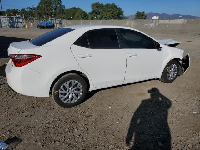 5YFBURHE6HP608947 - 2017 TOYOTA COROLLA L WHITE photo 3