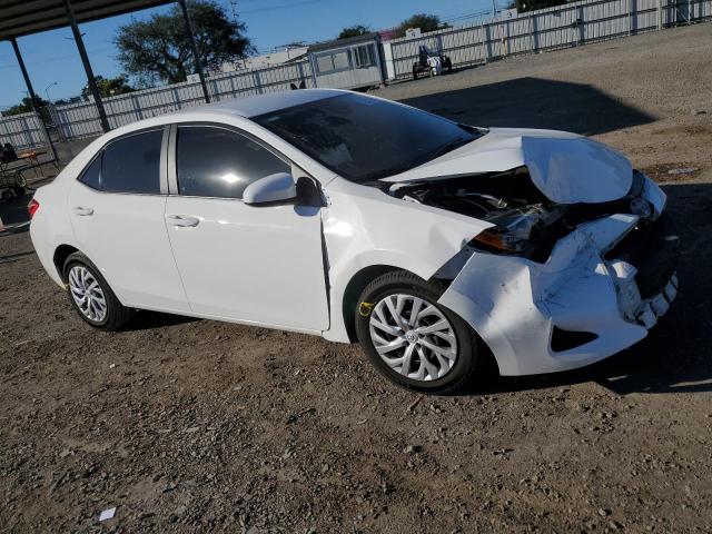 5YFBURHE6HP608947 - 2017 TOYOTA COROLLA L WHITE photo 4