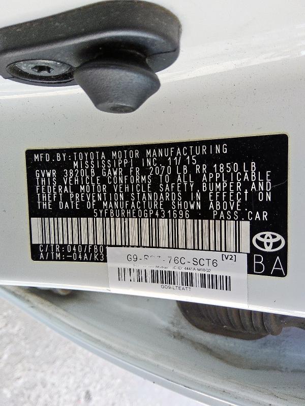 5YFBURHE0GP431696 - 2016 TOYOTA COROLLA L 白色 照片 12