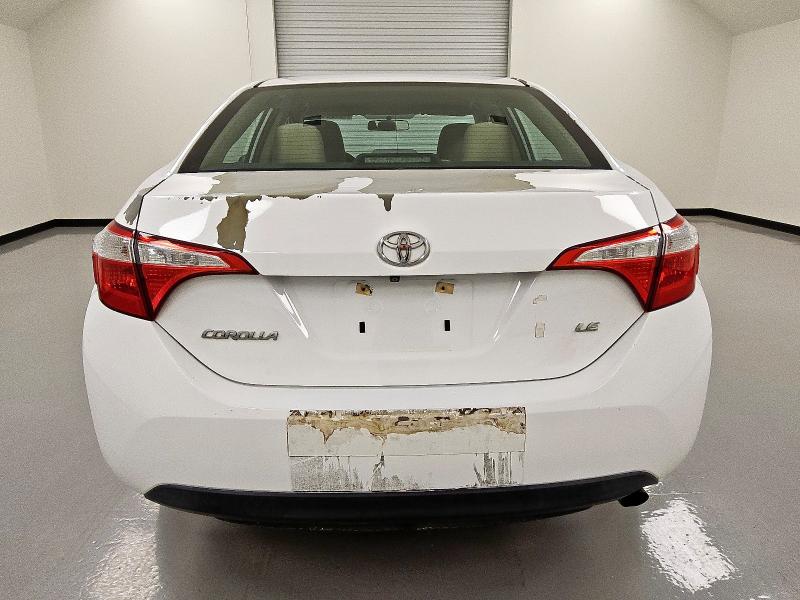 5YFBURHE0GP431696 - 2016 TOYOTA COROLLA L 白色 照片 6