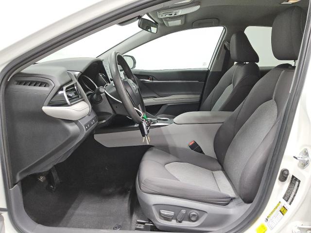 4T1C11AK7MU468527 - 2021 TOYOTA CAMRY LE 白色 照片 7