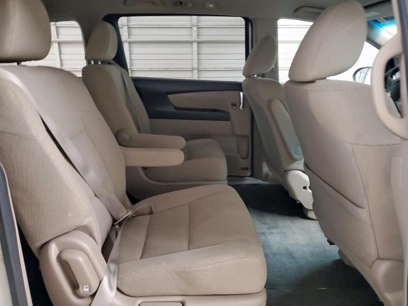 5FNRL5H22GB142475 - 2016 HONDA ODYSSEY LX 白色 照片 11