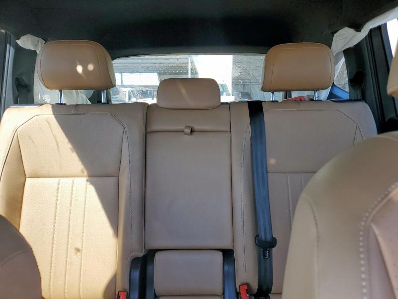 3VV3B7AX4NM070487 - 2022 VOLKSWAGEN TIGUAN SE Gri fotoğraf 10