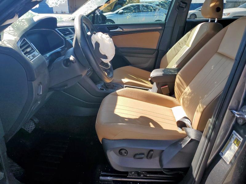 3VV3B7AX4NM070487 - 2022 VOLKSWAGEN TIGUAN SE Gri fotoğraf 7