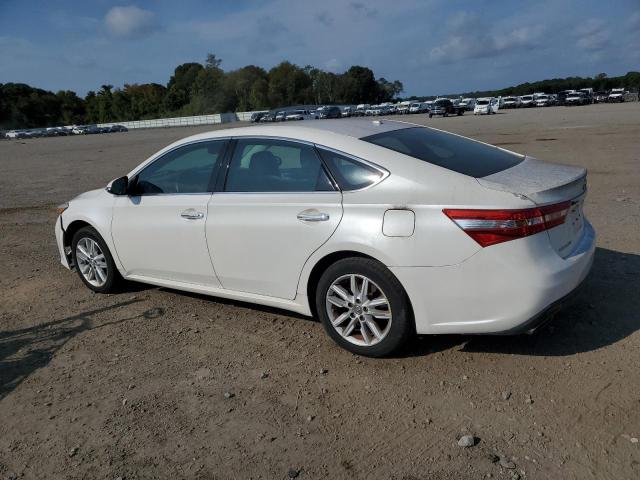 4T1BK1EB6FU142711 - 2015 TOYOTA AVALON XLE WHITE photo 2
