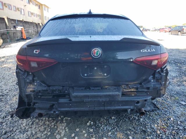 ZARFAEEN8H7551620 - 2017 ALFA ROMEO GIULIA TI Q4 BLACK photo 6