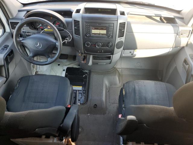 WD3PE7DD5GP204939 - 2016 MERCEDES-BENZ SPRINTER 2500 Biały zdjęcie 8