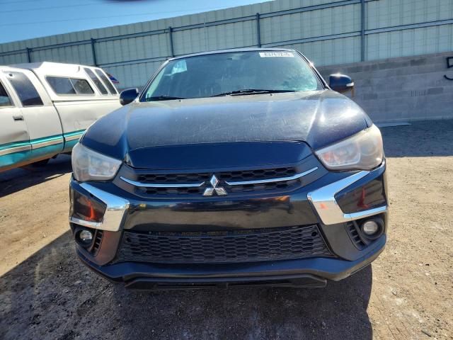 JA4AR3AU4JU018566 - 2018 MITSUBISHI OUTLANDER ES BLACK photo 5