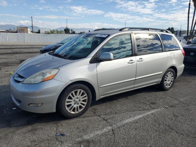 2009 TOYOTA SIENNA XLE, 