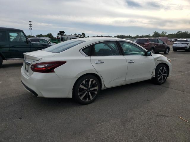 1N4AL3AP4JC177200 - 2018 NISSAN ALTIMA 2.5 Weiß Foto 3