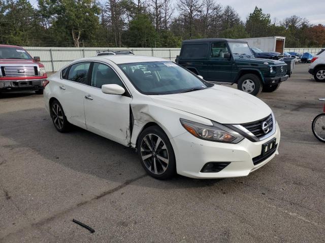 1N4AL3AP4JC177200 - 2018 NISSAN ALTIMA 2.5 Weiß Foto 4