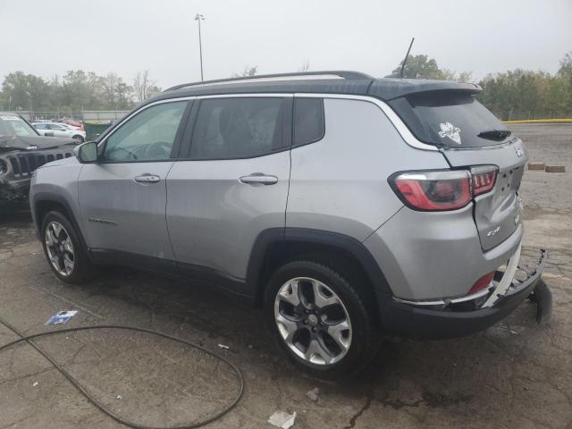 3C4NJDCB6JT403301 - 2018 JEEP COMPASS LIMITED SILVER photo 2