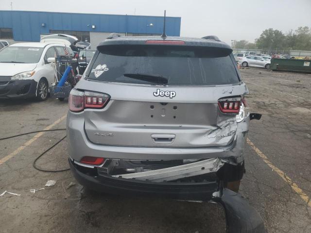 3C4NJDCB6JT403301 - 2018 JEEP COMPASS LIMITED SILVER photo 6