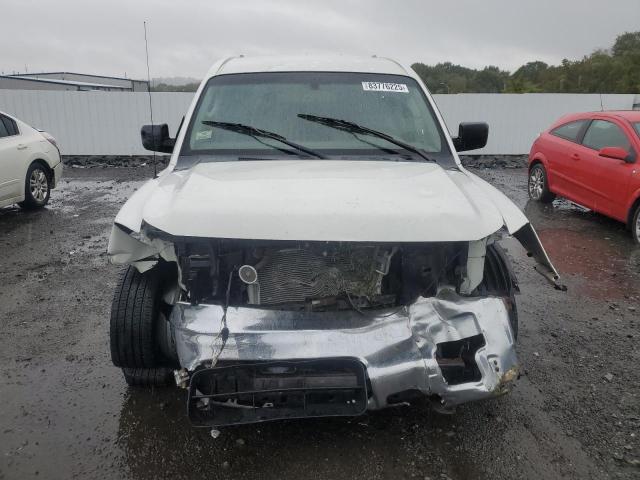 1N6BA07B97N246715 - 2007 NISSAN TITAN XE WHITE photo 5