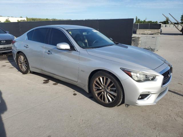 JN1EV7AP4KM514752 - 2019 INFINITI Q50 LUXE 银色 照片 4