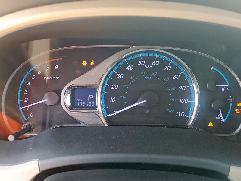 5TDYK3DC7CS236651 - 2012 TOYOTA SIENNA XLE WHITE photo 9